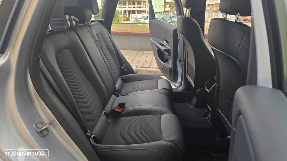 Mercedes-Benz B 180 d - 28