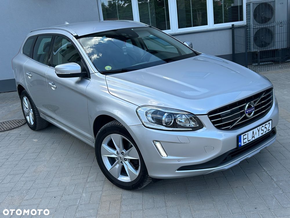 Volvo XC 60 D3 Drive-E Momentum - 1
