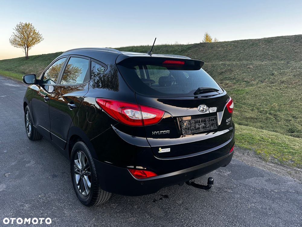 Hyundai ix35 1.6 2WD Fifa World Cup Edition - 9