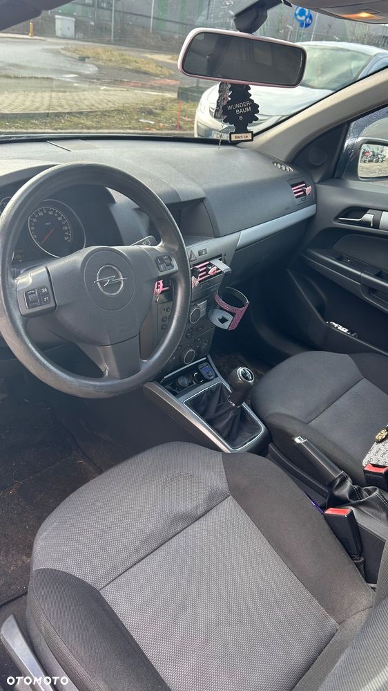Opel Astra 1.6 Enjoy - 9