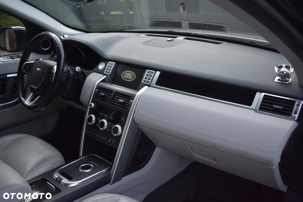 Land Rover Discovery Sport - 27