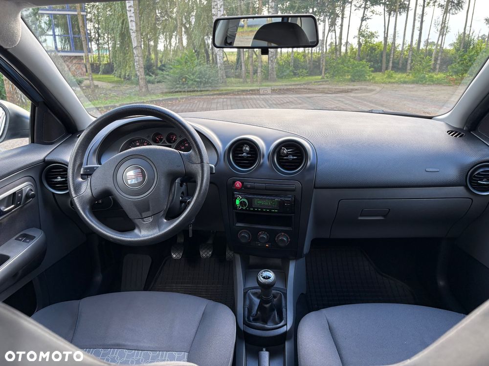 Seat Ibiza 1.4 16V Sport - 32
