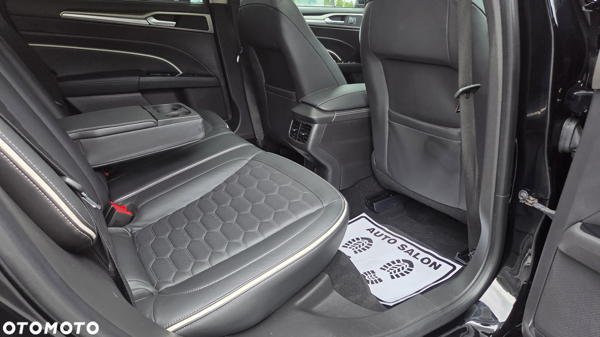 Ford Mondeo Vignale 2.0 EcoBoost - 15