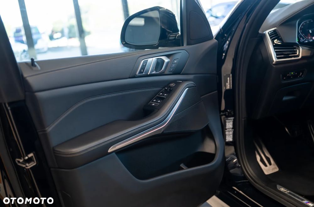 BMW X5 xDrive30d sport - 27