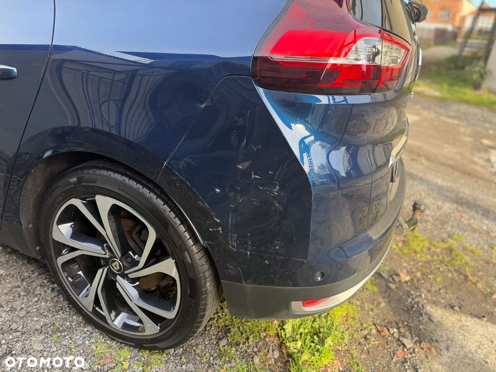 Renault Scenic BLUE dCi 150 BOSE EDITION - 19