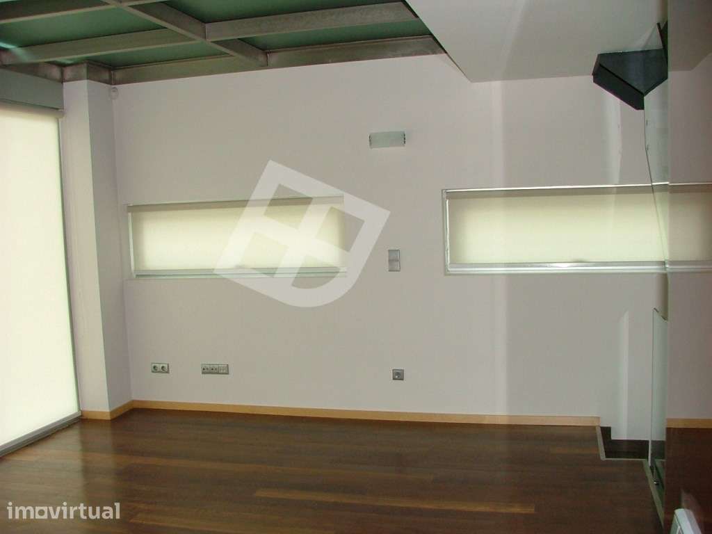 T1 Duplex com garagem - Centro de Aveiro - Grande imagem: 4/10