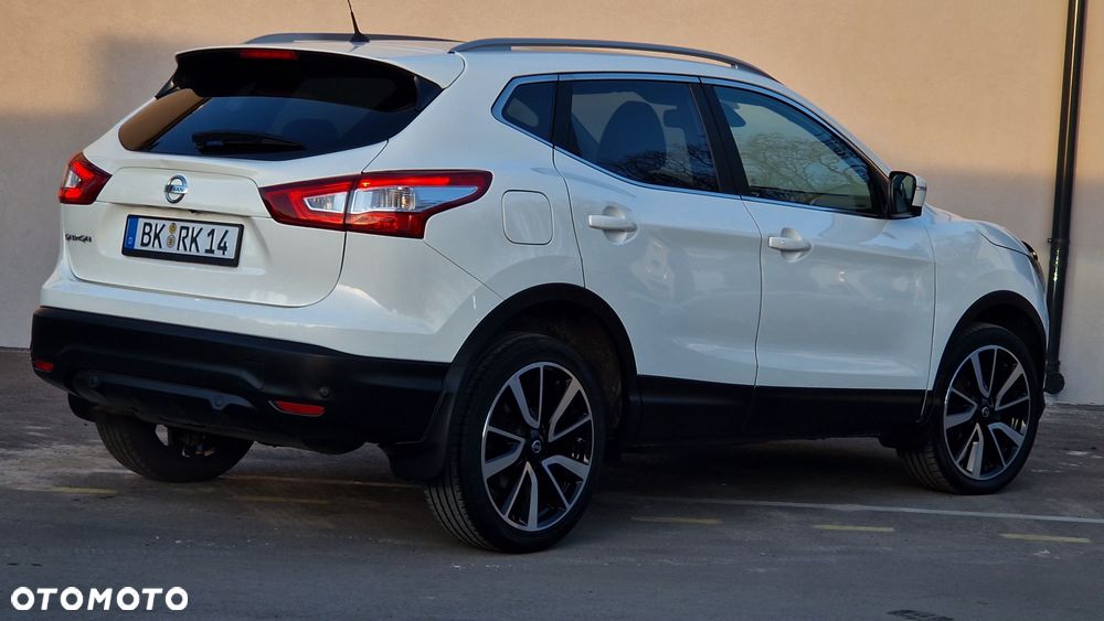 Nissan Qashqai 1.2 DIG-T Xtronic TEKNA+ - 12