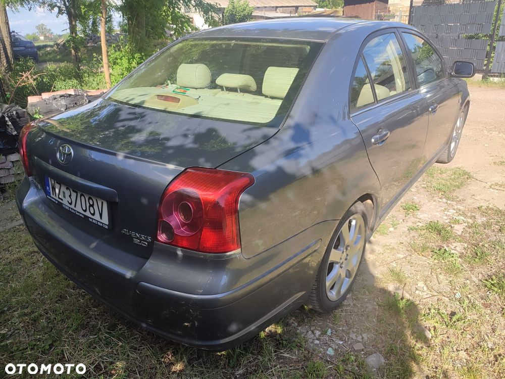 Toyota Avensis 2.0 VVT-i Prestige - 10