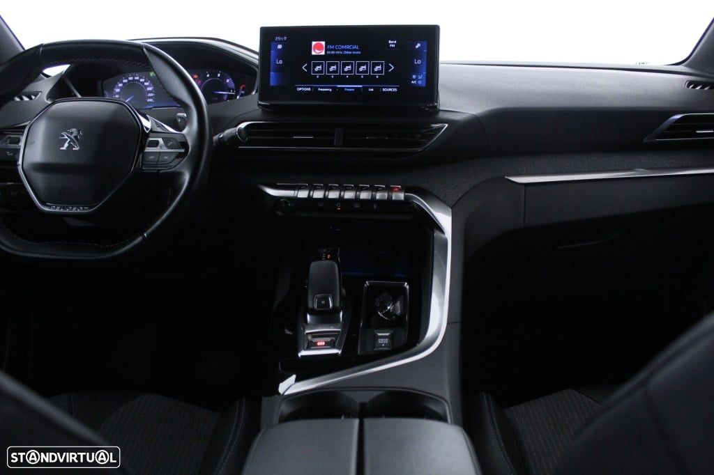 Peugeot 3008 1.5 BlueHDi Allure Pack EAT8 - 17