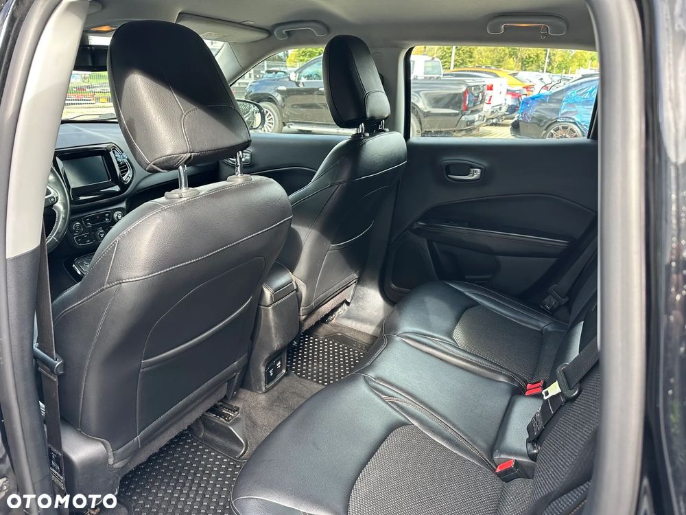 Jeep Compass - 9