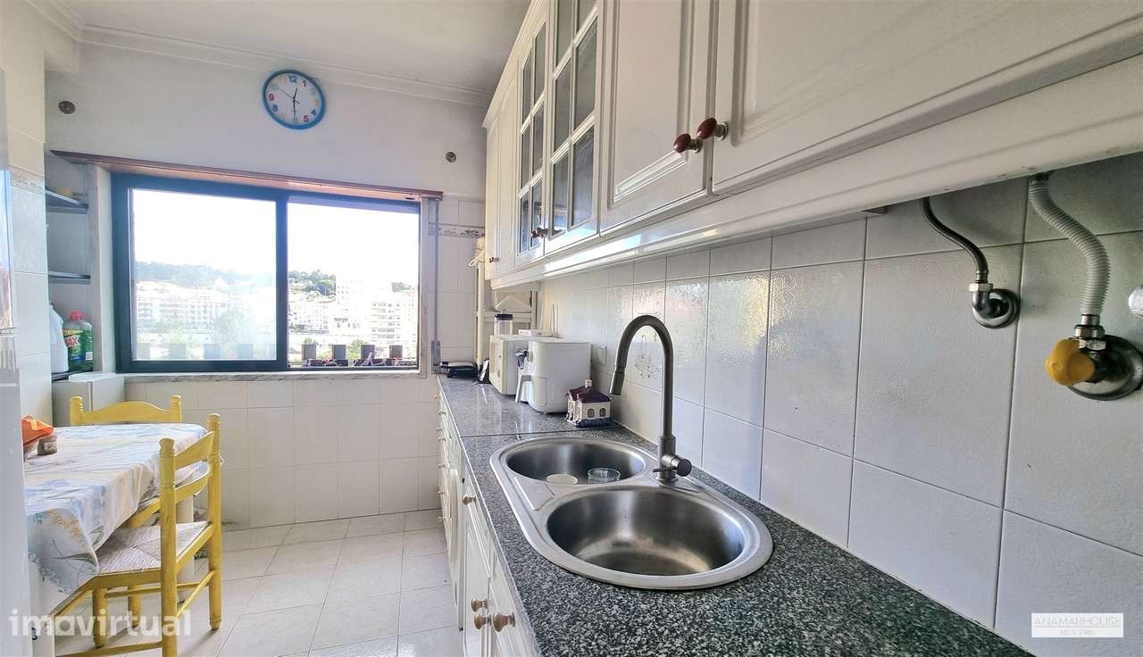 T2 espaçoso, pronto a habitar, com vistas desafogadas na Quinta da Bar - Grande imagem: 4/25
