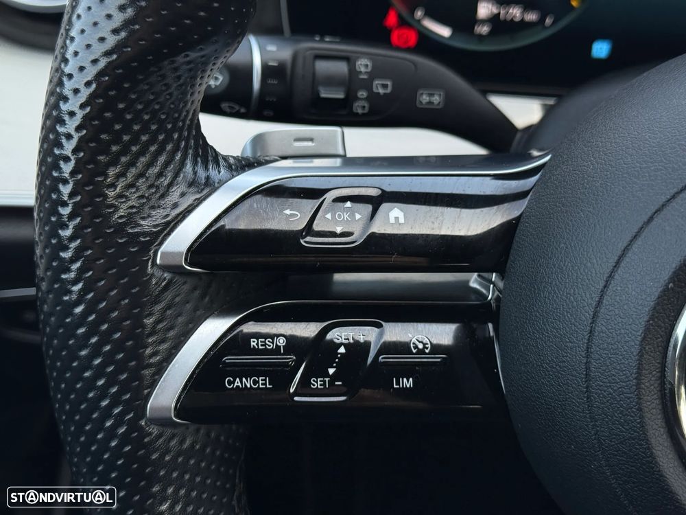Mercedes-Benz E 300 de 9G-TRONIC AMG Line - 23