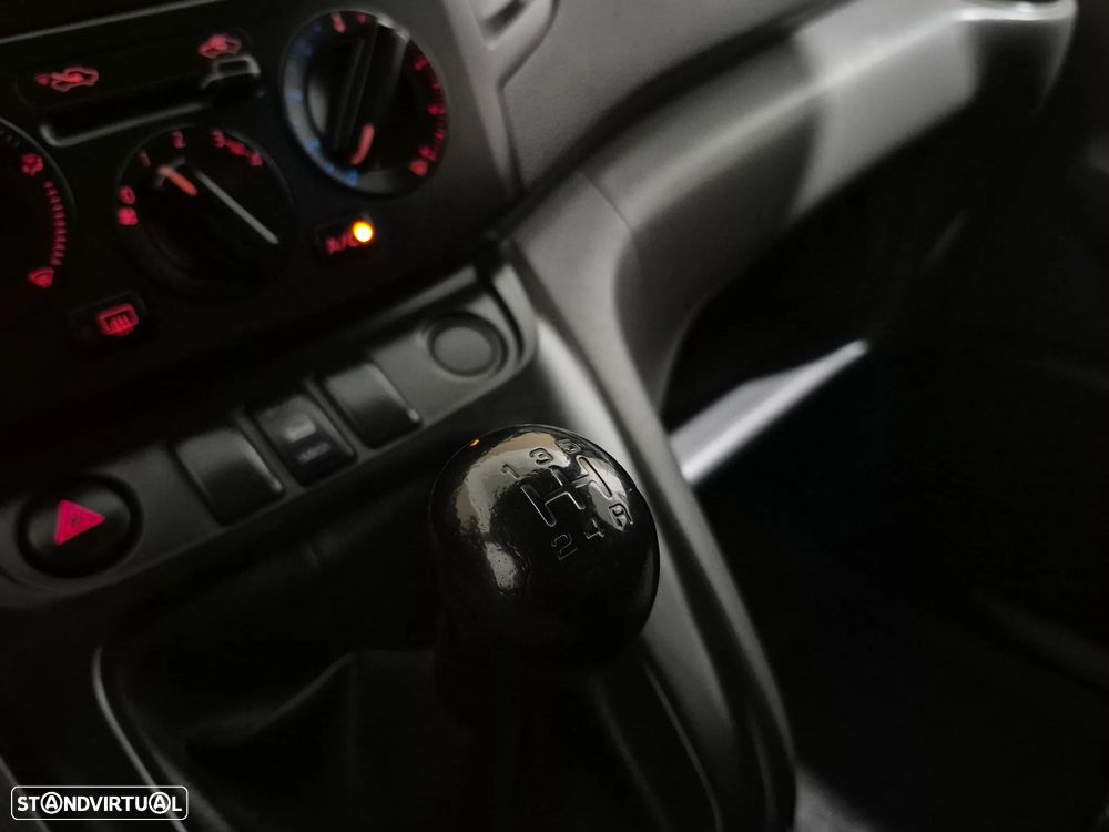 Nissan NV200 Combi 1.5 dCi Comfort J15 Kit - 24