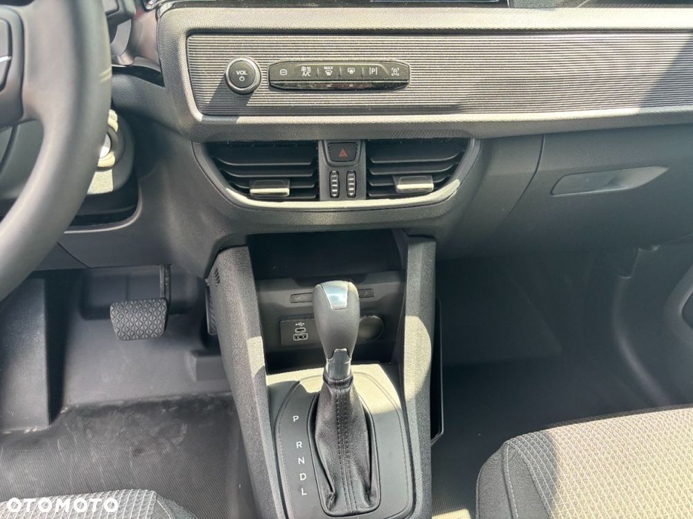 Ford Transit Courier - 16