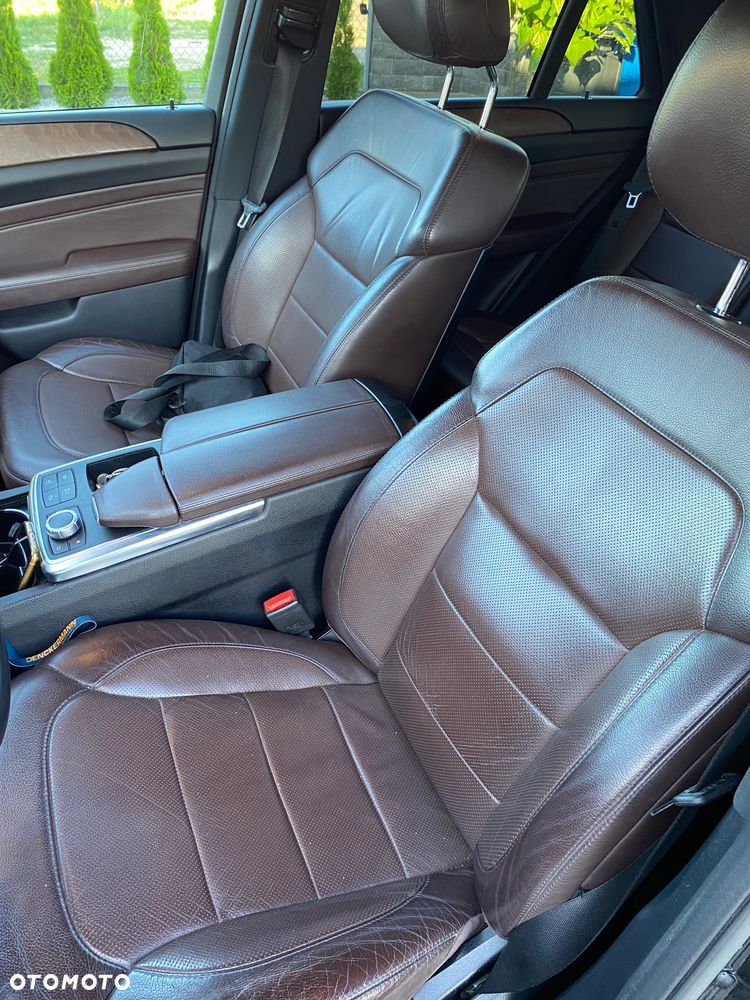 Mercedes-Benz ML - 15