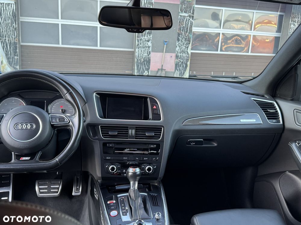 Audi SQ5 - 5