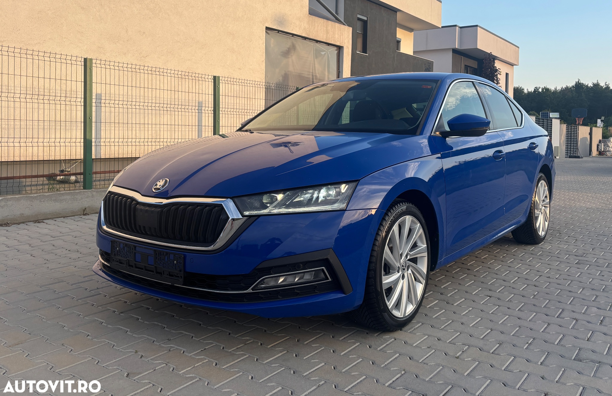 Skoda Octavia 2.0 TDI 150 CP DSG Sportline - 4