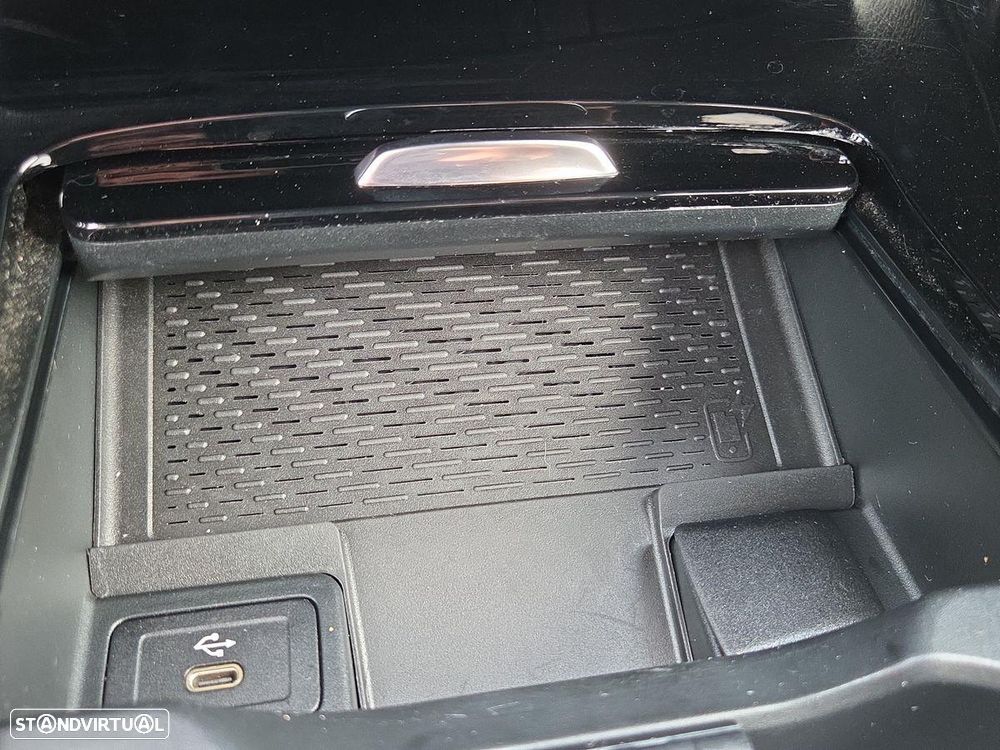 Mercedes-Benz A 250 e 8G-DCT AMG Line Advanced Plus - 21