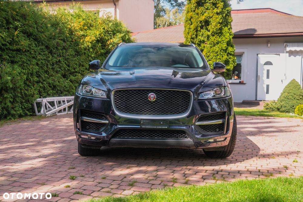 Jaguar F-Pace 2.0 i4D AWD R-Sport - 2
