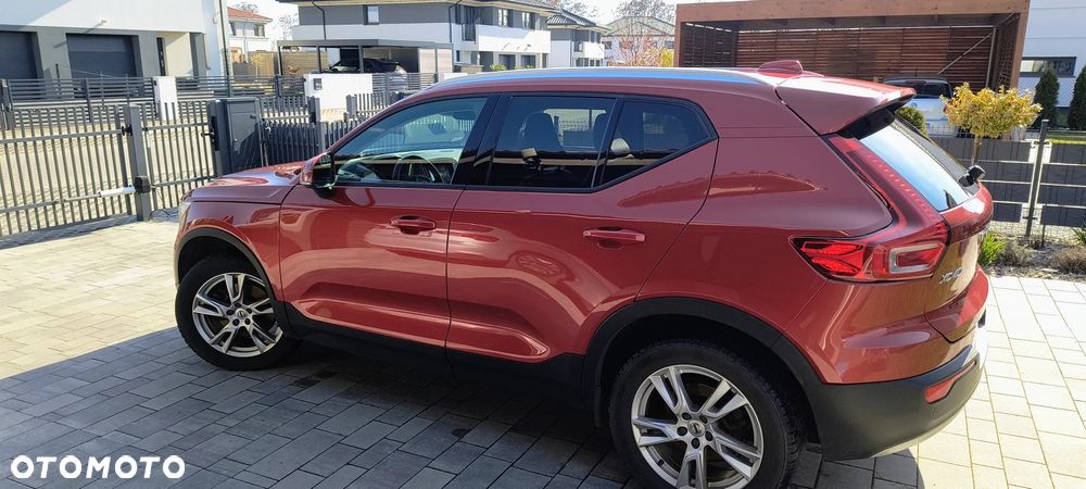 Volvo XC 40 D4 AWD Momentum Pro - 5