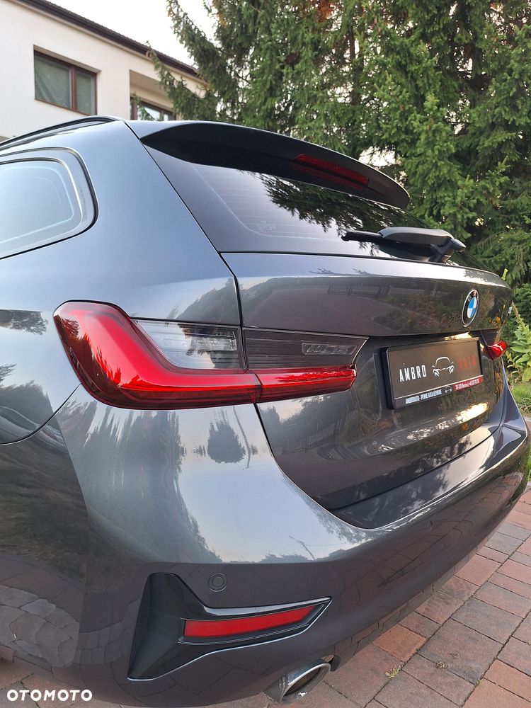 BMW Seria 3 320i Sport Line - 8
