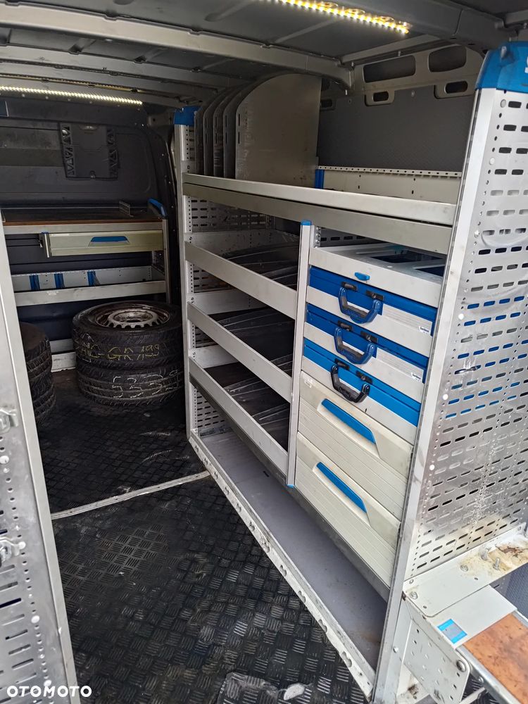 Mercedes-Benz Sprinter - 20