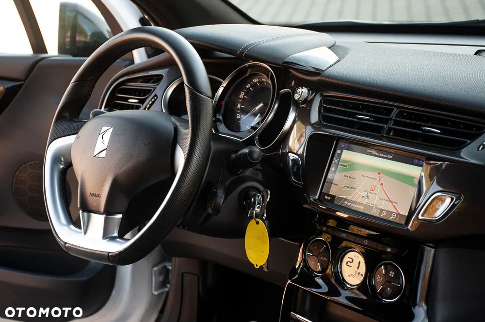 DS Automobiles DS 3 - 17