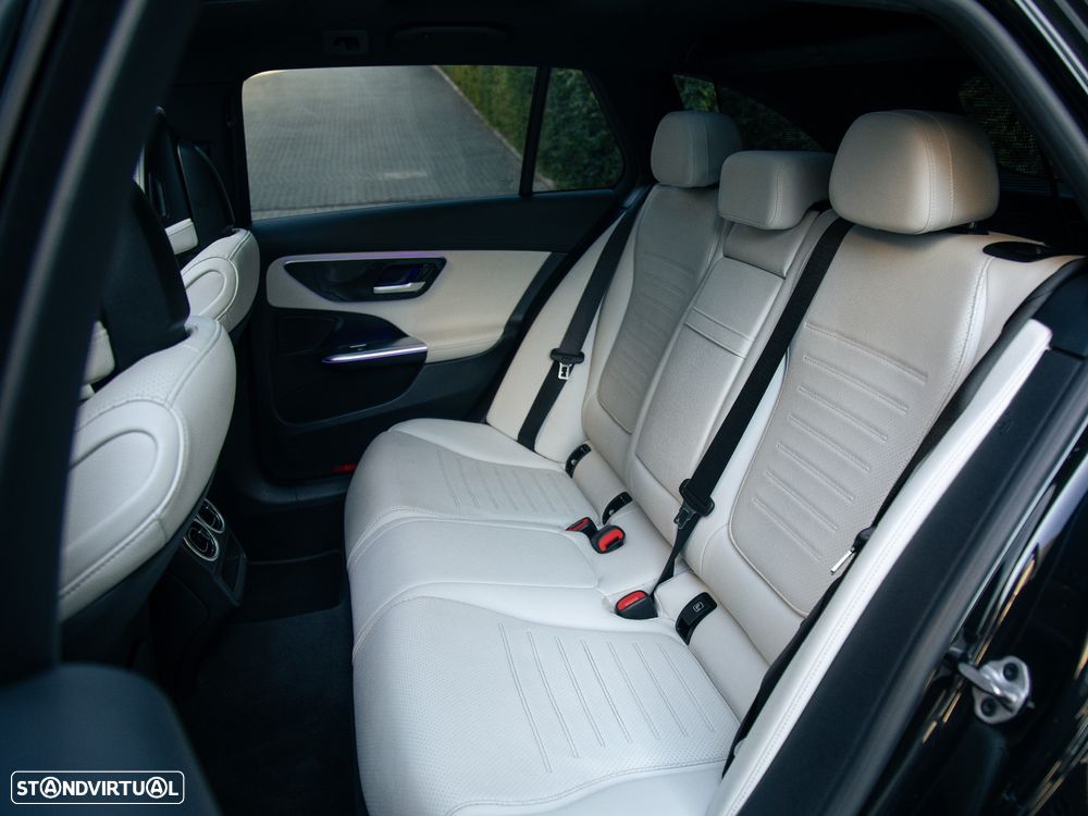 Mercedes-Benz C 300 d AMG Line - 22