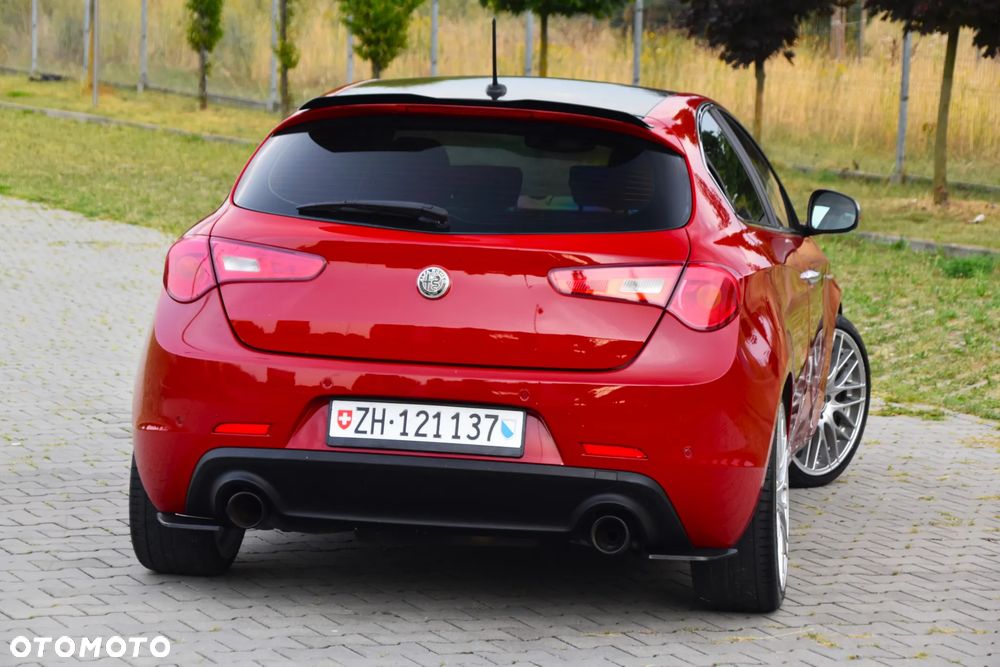 Alfa Romeo Giulietta 1.4 TB 16V Multiair TCT Turismo - 32
