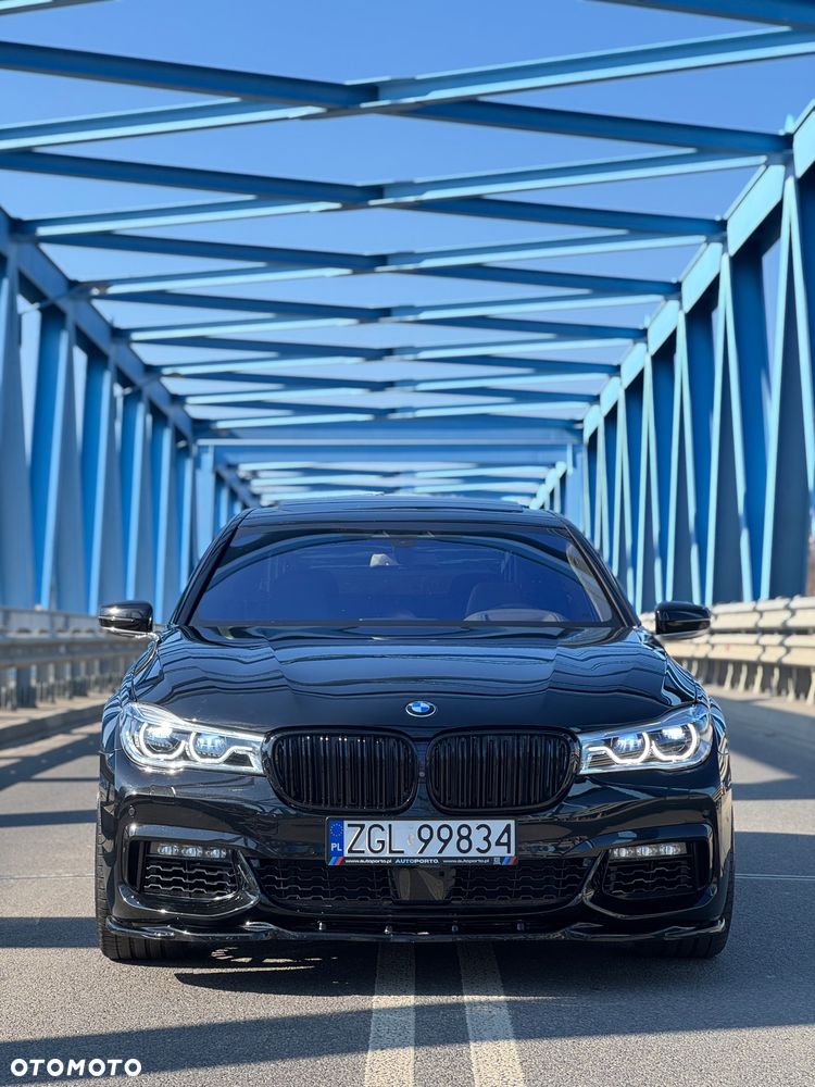 BMW Seria 7 - 11