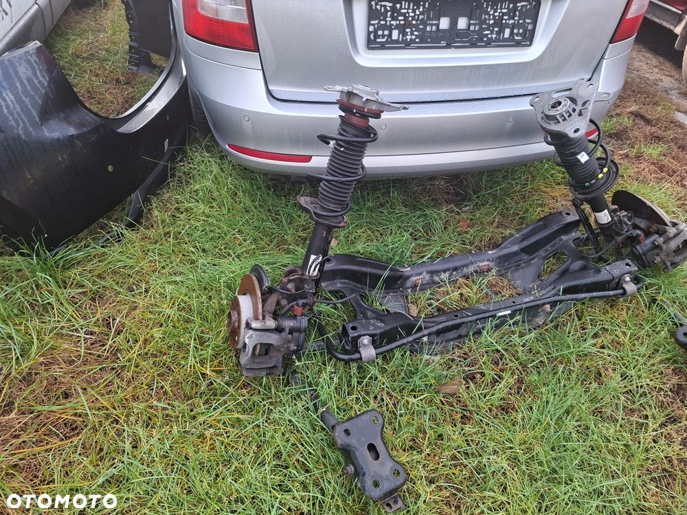 FIAT 500 x lift zawieszenie belka tył oś poznan - 2