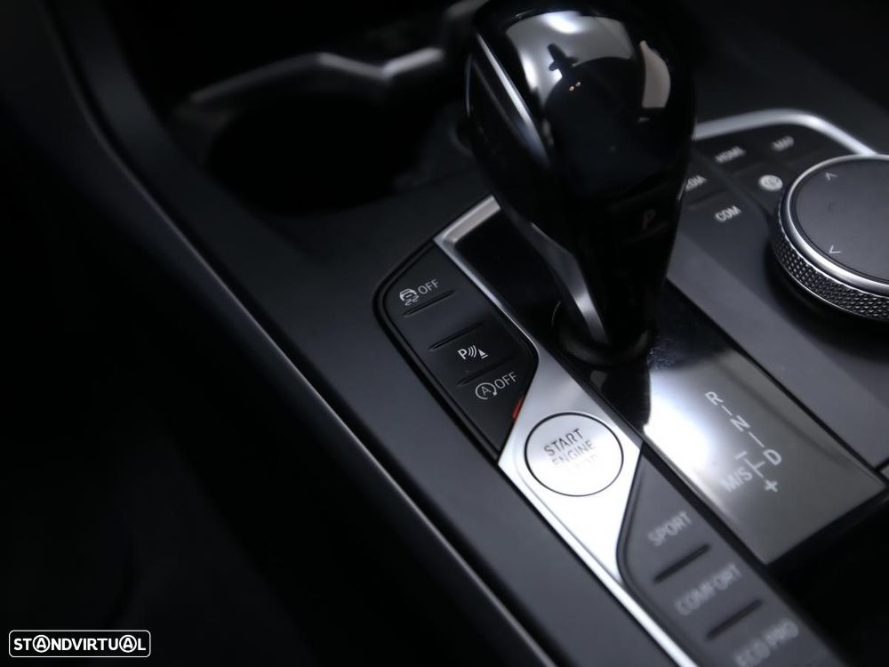 BMW 116 d Corporate Edition Auto - 18