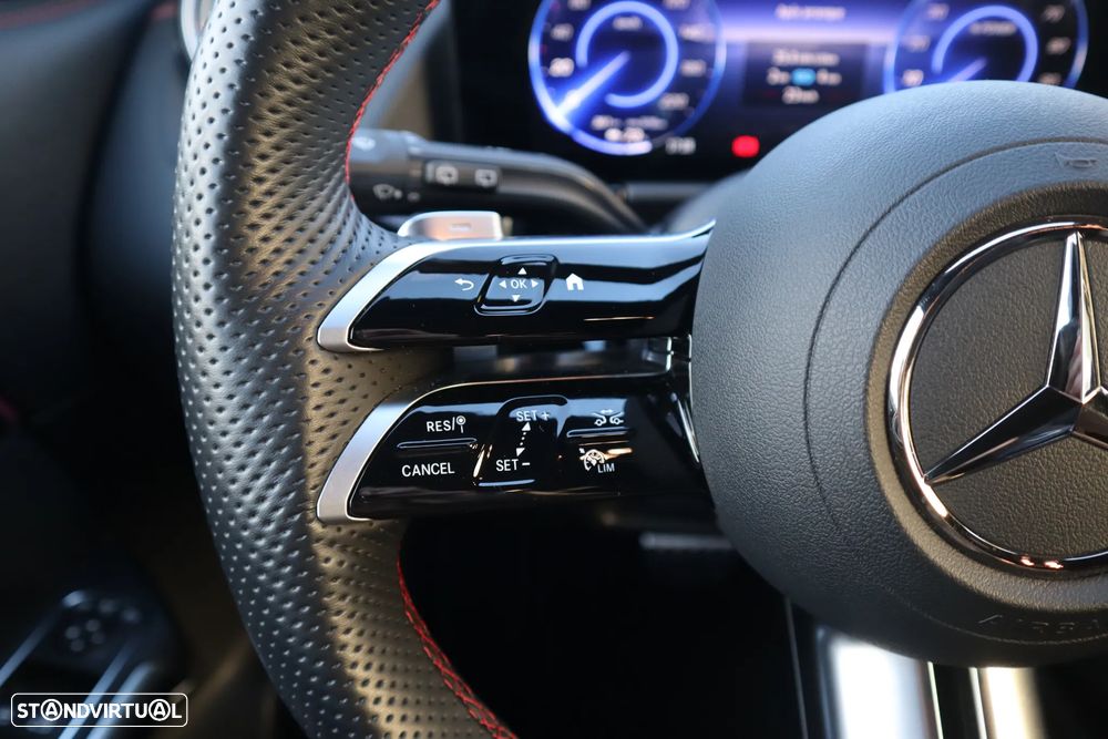 Mercedes-Benz EQA 250+ AMG Line - 30