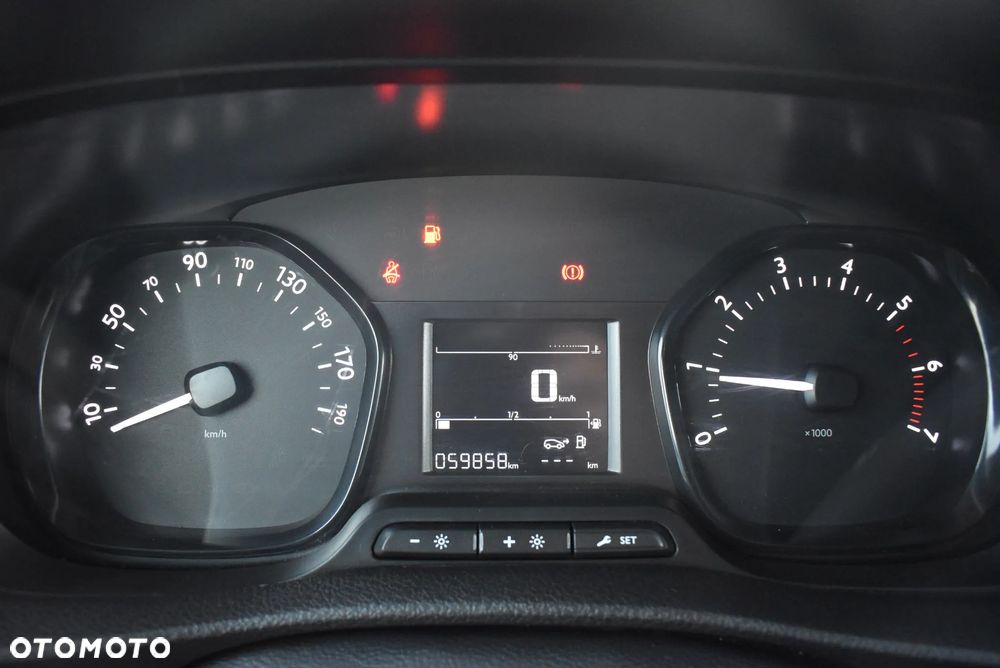 Toyota PROACE 2.0 D-4D LONG 3,1T ACTIVE - 18