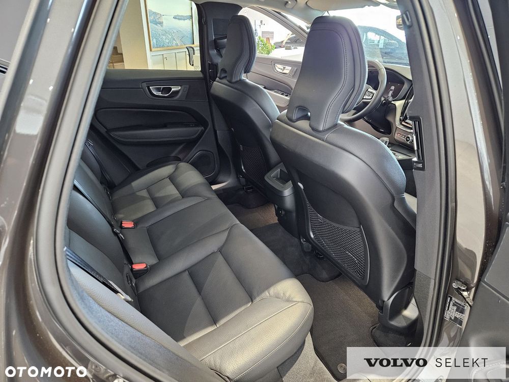 Volvo XC 60 - 23