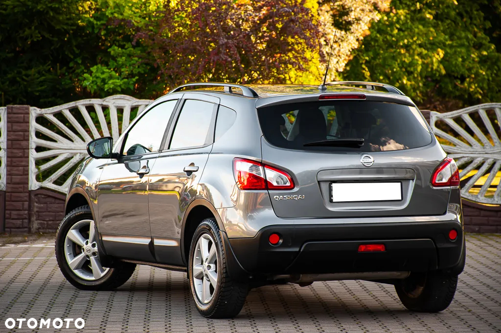 Nissan Qashqai+2 - 15