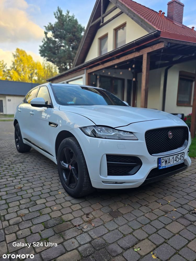 Jaguar F-Pace 2017 photo 3