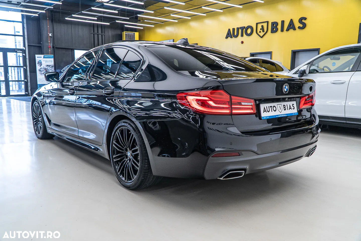 BMW Seria 5 520d Aut. M Sport Edition - 5