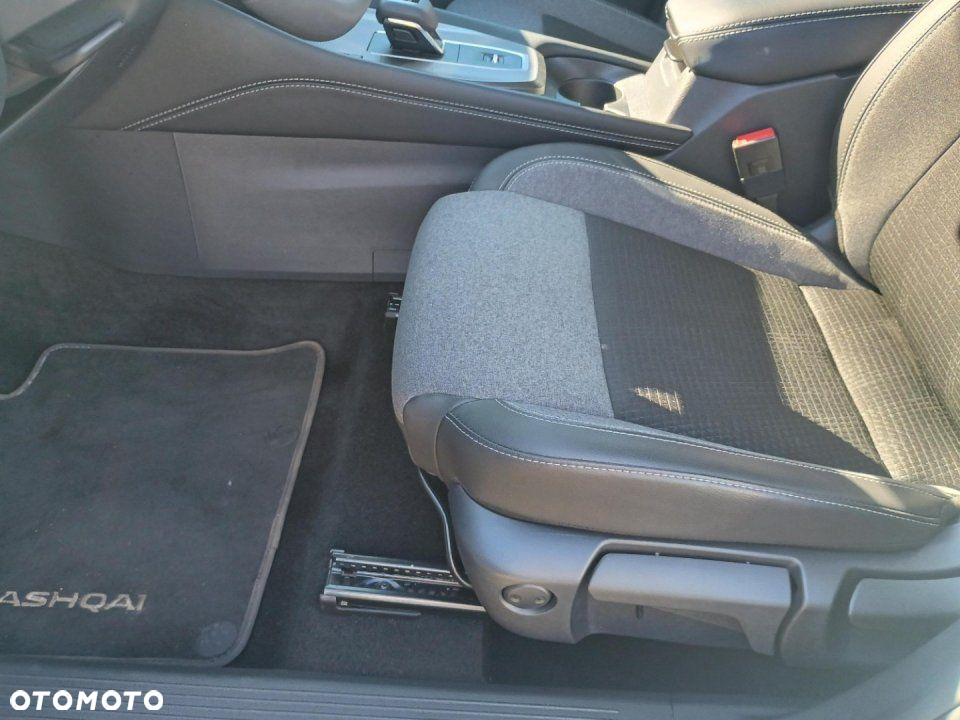 Nissan Qashqai - 10