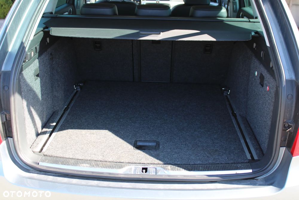 Skoda Superb 2.0 TDI DSG Comfort 4x4 - 34