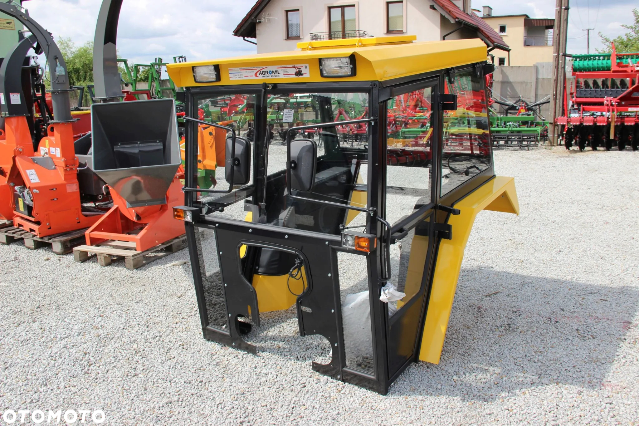 Kabina ciągnikowa do ciągnika D LUX Ursus C330 C-330 kabiny żółta - 3