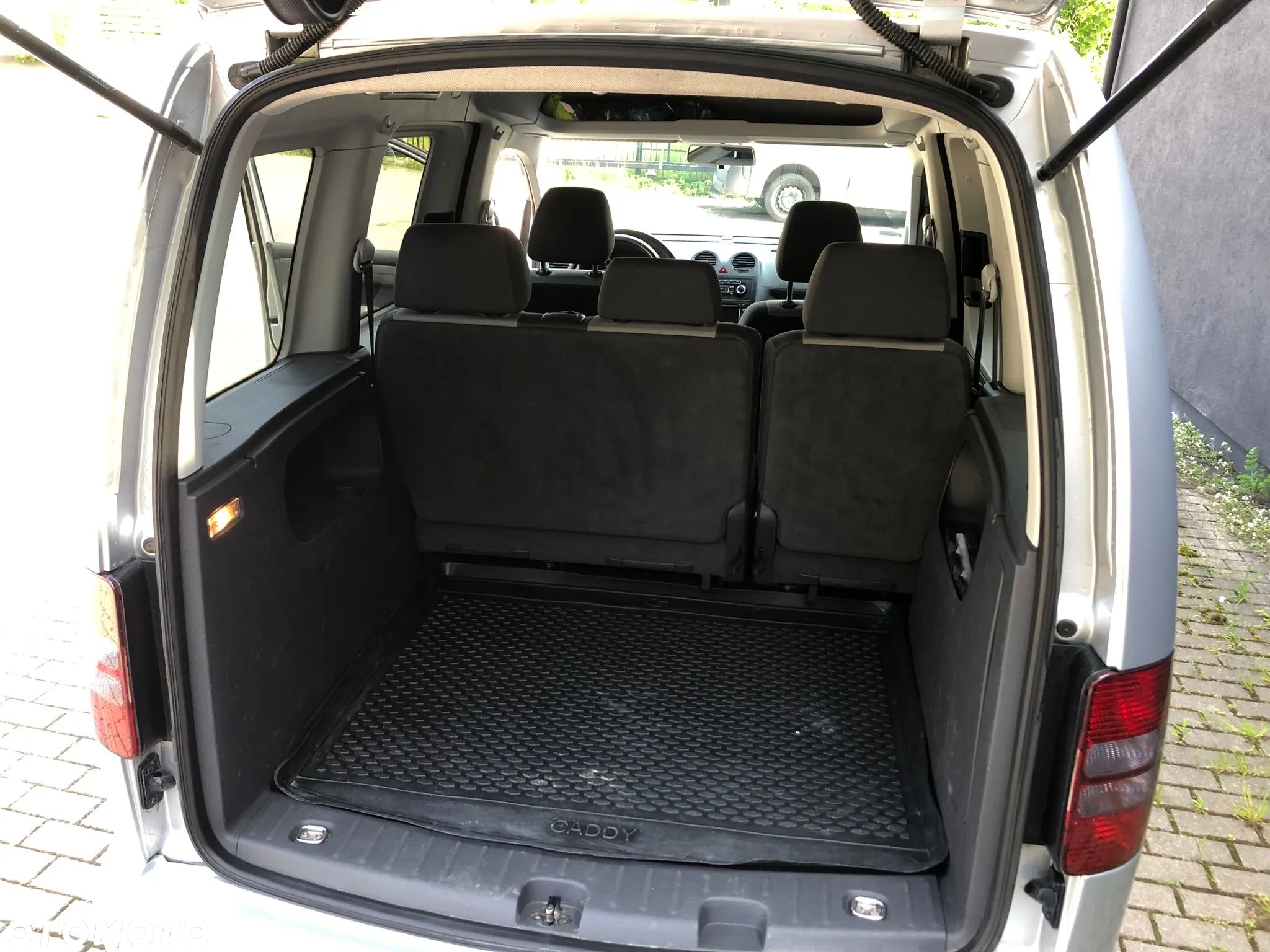 Volkswagen Caddy 2.0 TDI Comfortline - 7