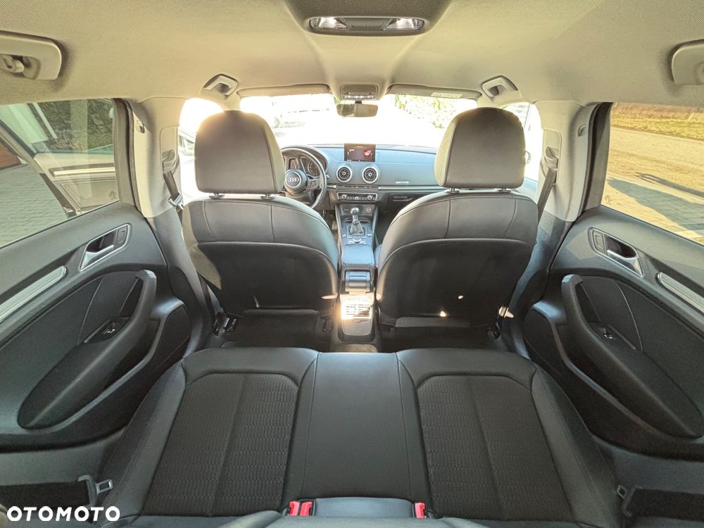 Audi A3 Sportback - 19