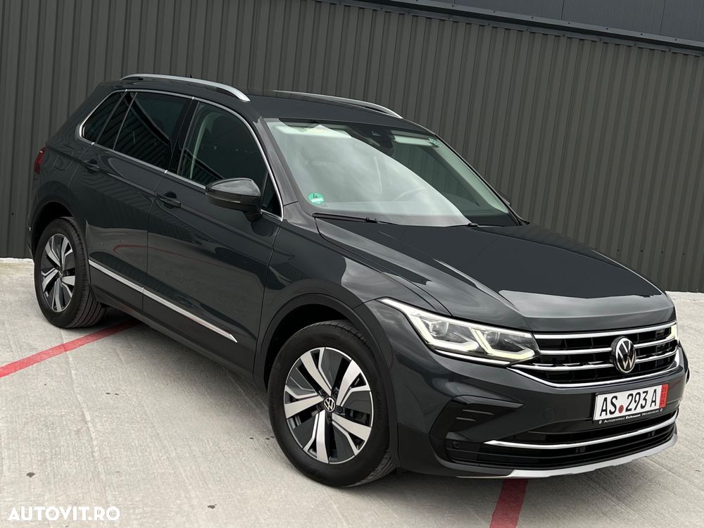 Volkswagen Tiguan 1.4 eHybrid OPF DSG Elegance - 2
