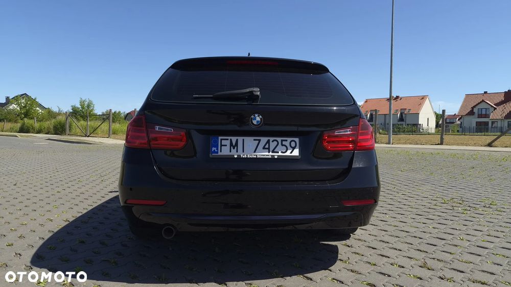 BMW Seria 3 318d - 13