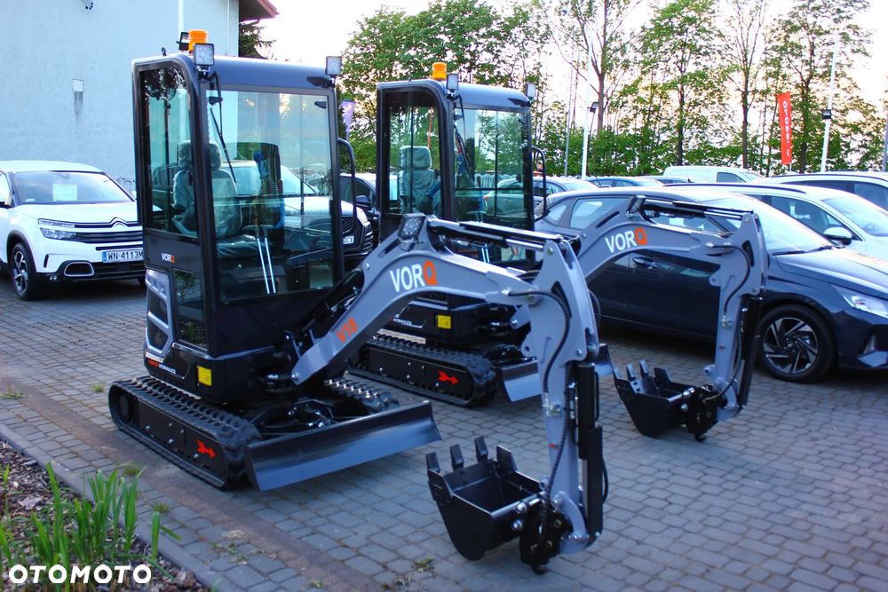 Inny VORQ V18 /KUBOTA /PARKER / 1.8T / KABINA /  ZESTAW ŁYŻEK / - 1