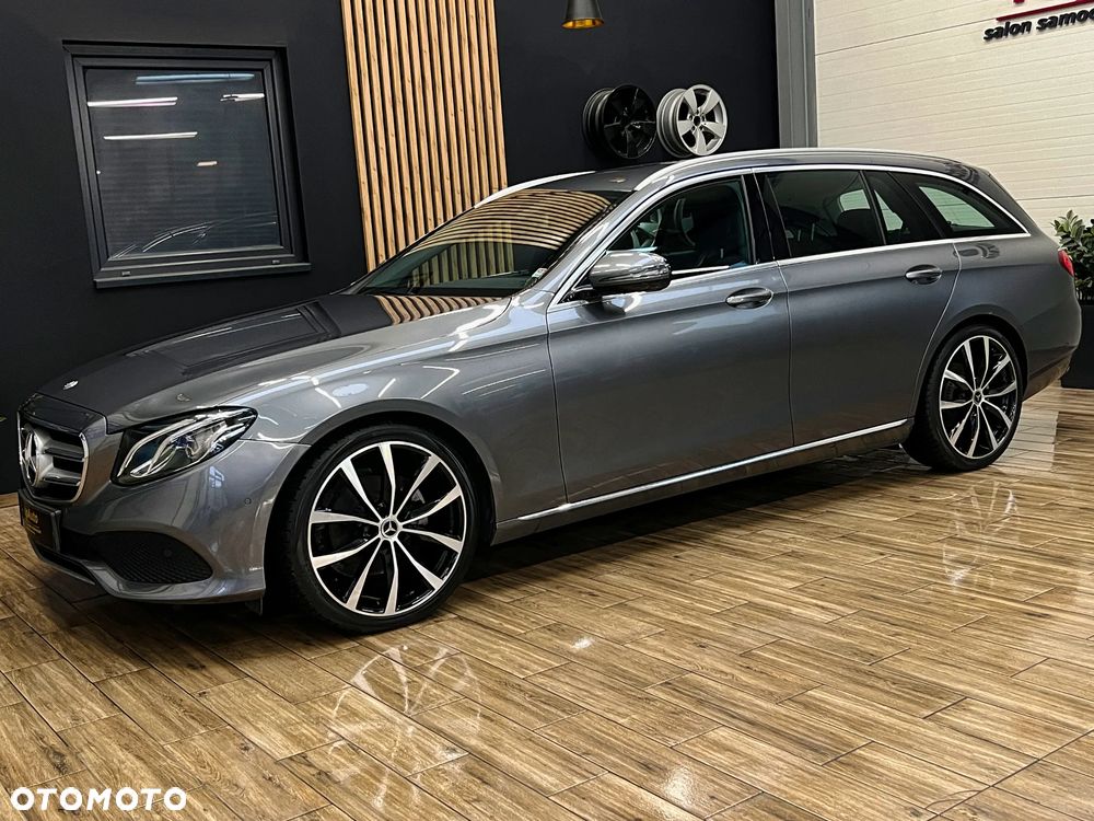 Mercedes-Benz Klasa E 220 d 9G-TRONIC - 13