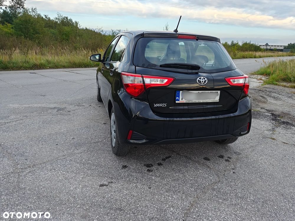 Toyota Yaris 1.0 Active - 5