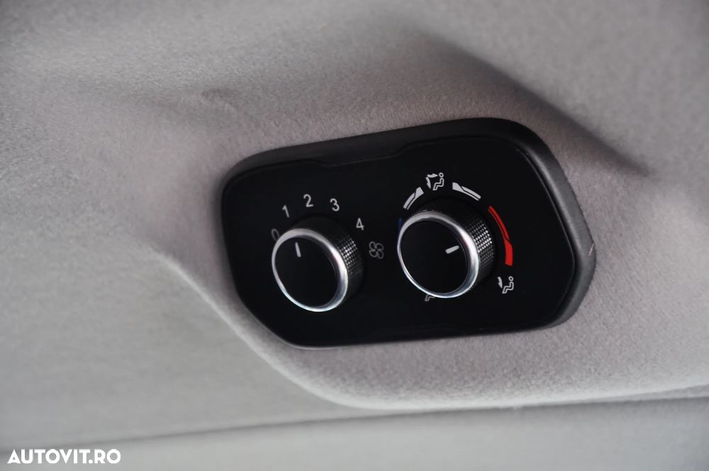 Ford Transit Custom Kombi 8 Locuri Automat - 12