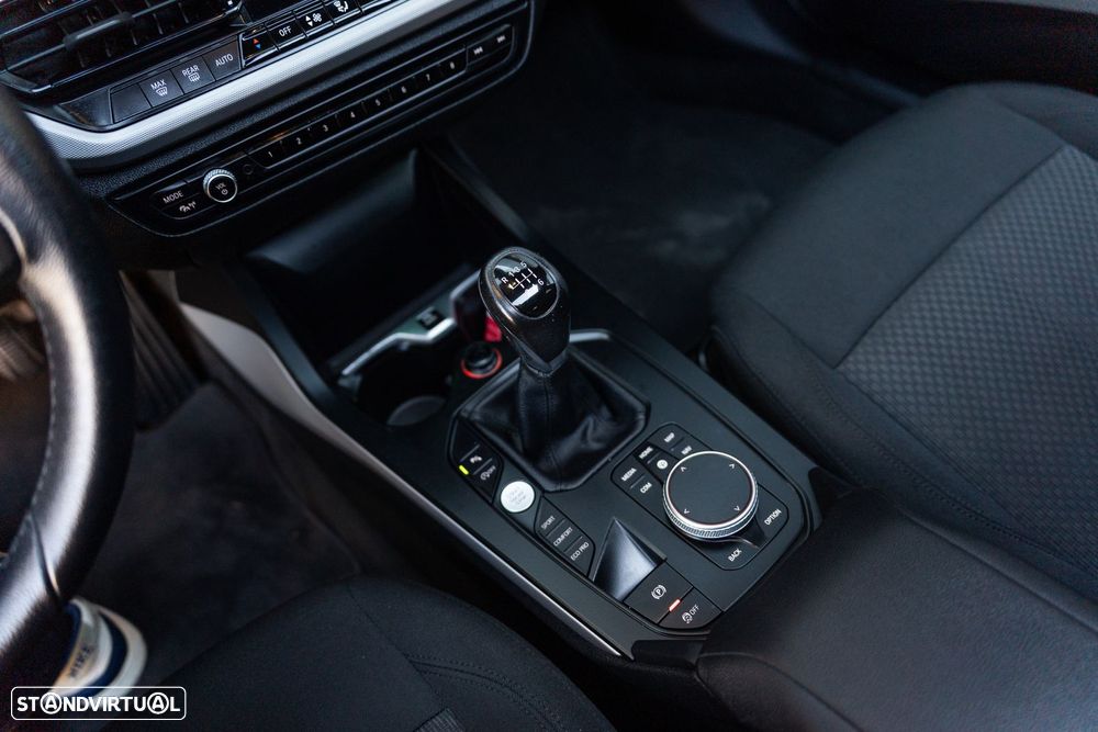 BMW 116 d Sport Line - 24